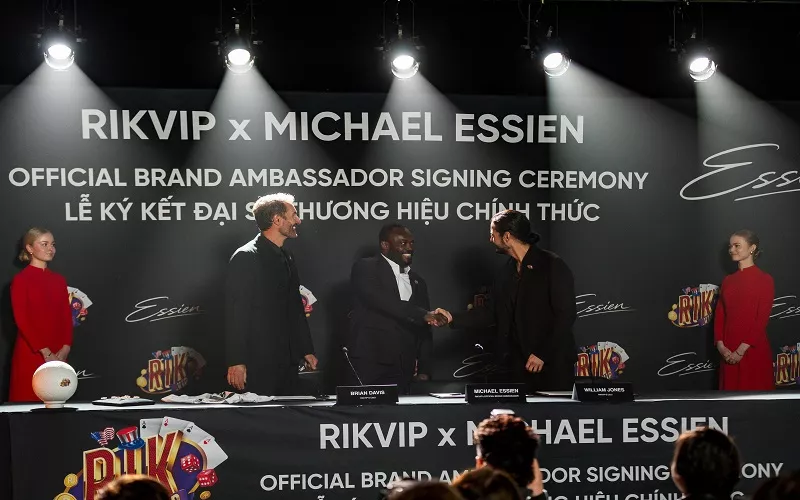 Rikvip bổ nhiệm Michael Essien làm đại sứ – Thương vụ vang dội